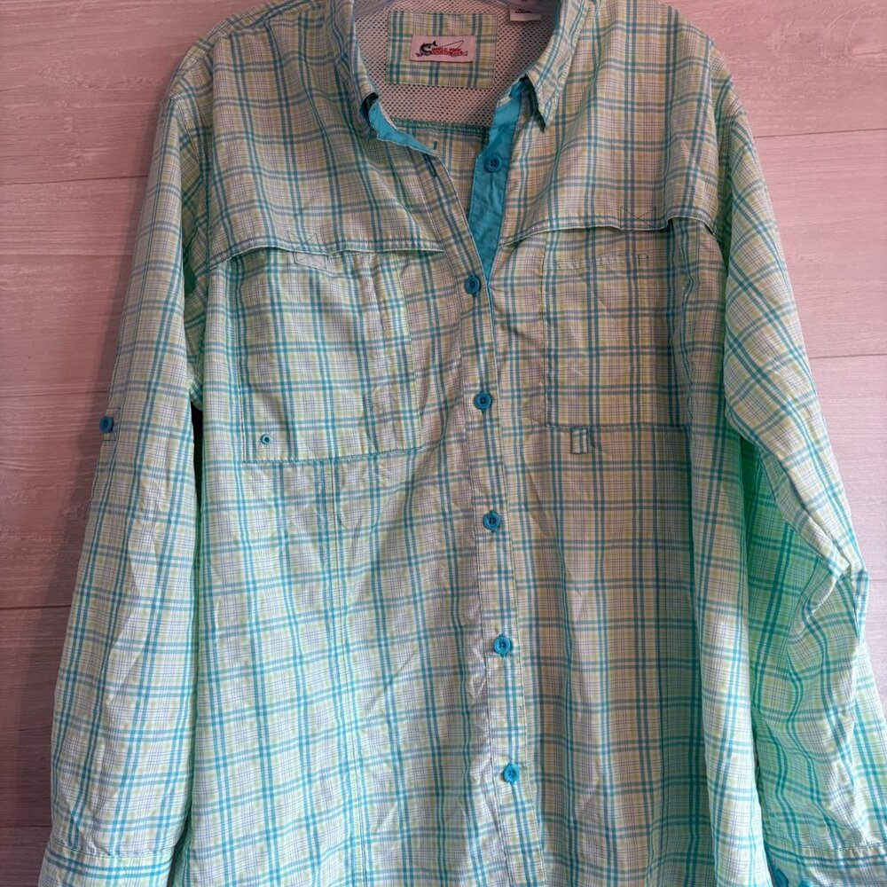 World Wide Sportsman Shirt Womens Blue Green Plaid Fishing Vented Pockets